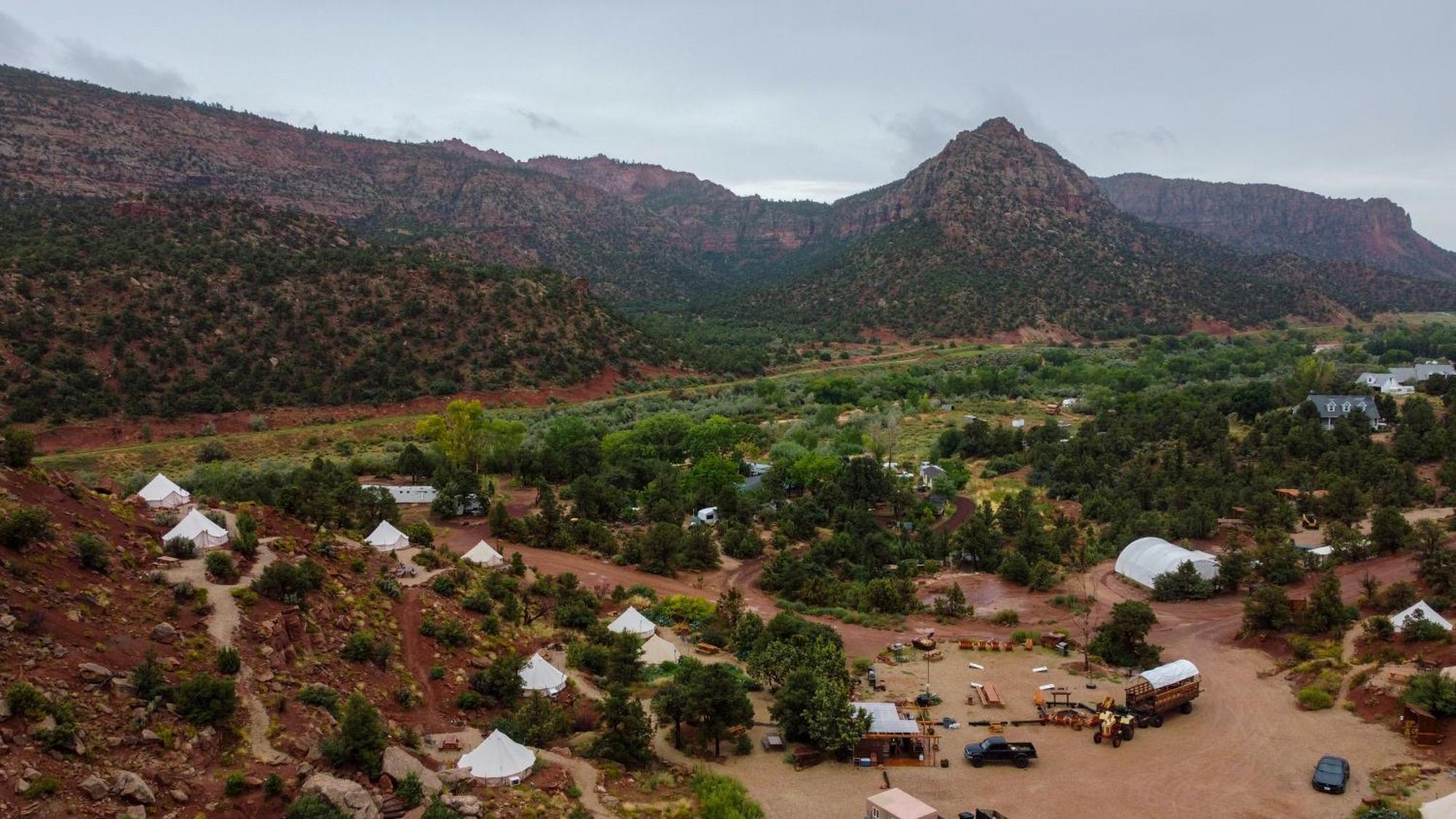 Zion Glamping Adventures Hotel Hildale Ngoại thất bức ảnh