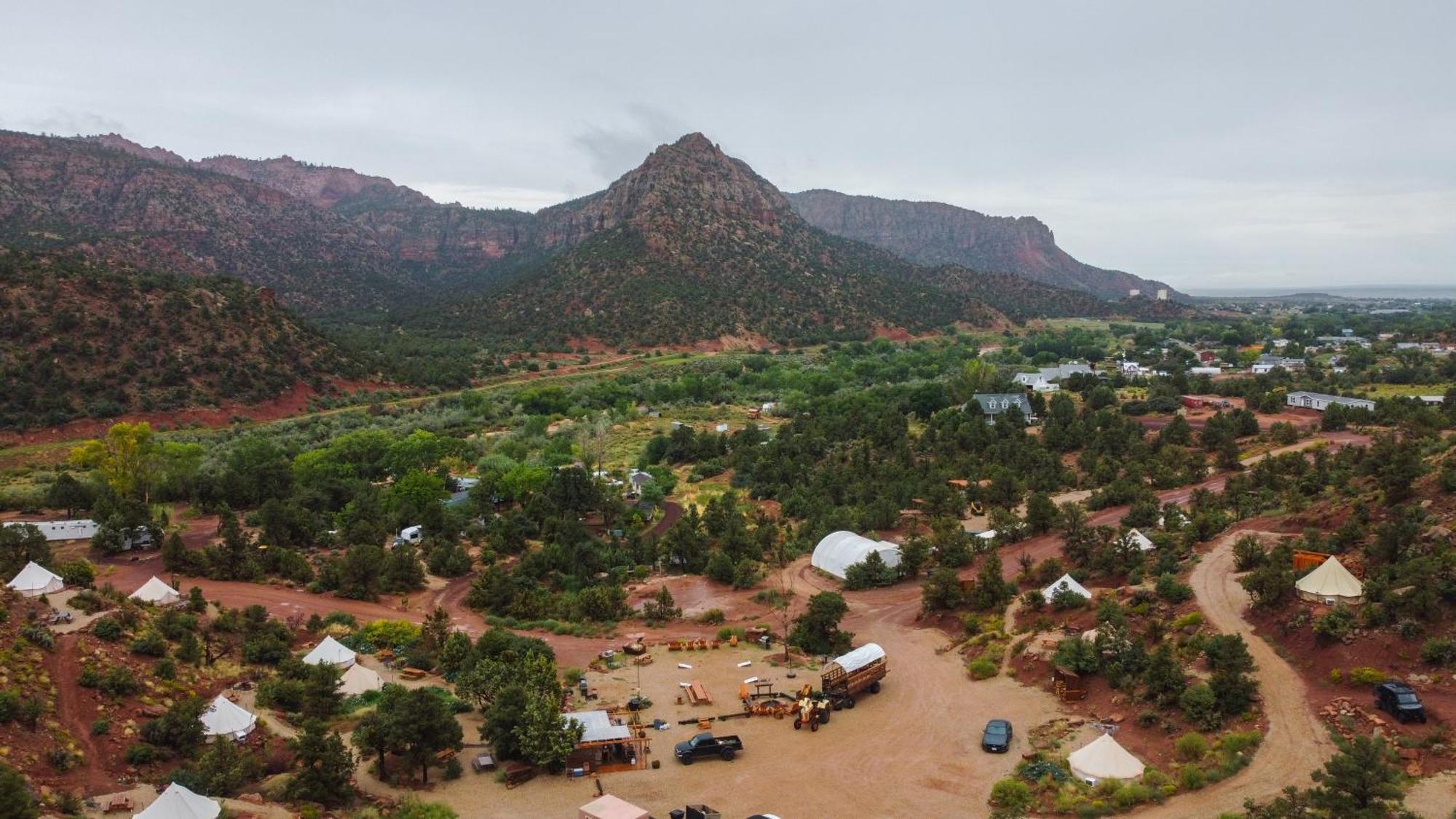 Zion Glamping Adventures Hotel Hildale Ngoại thất bức ảnh